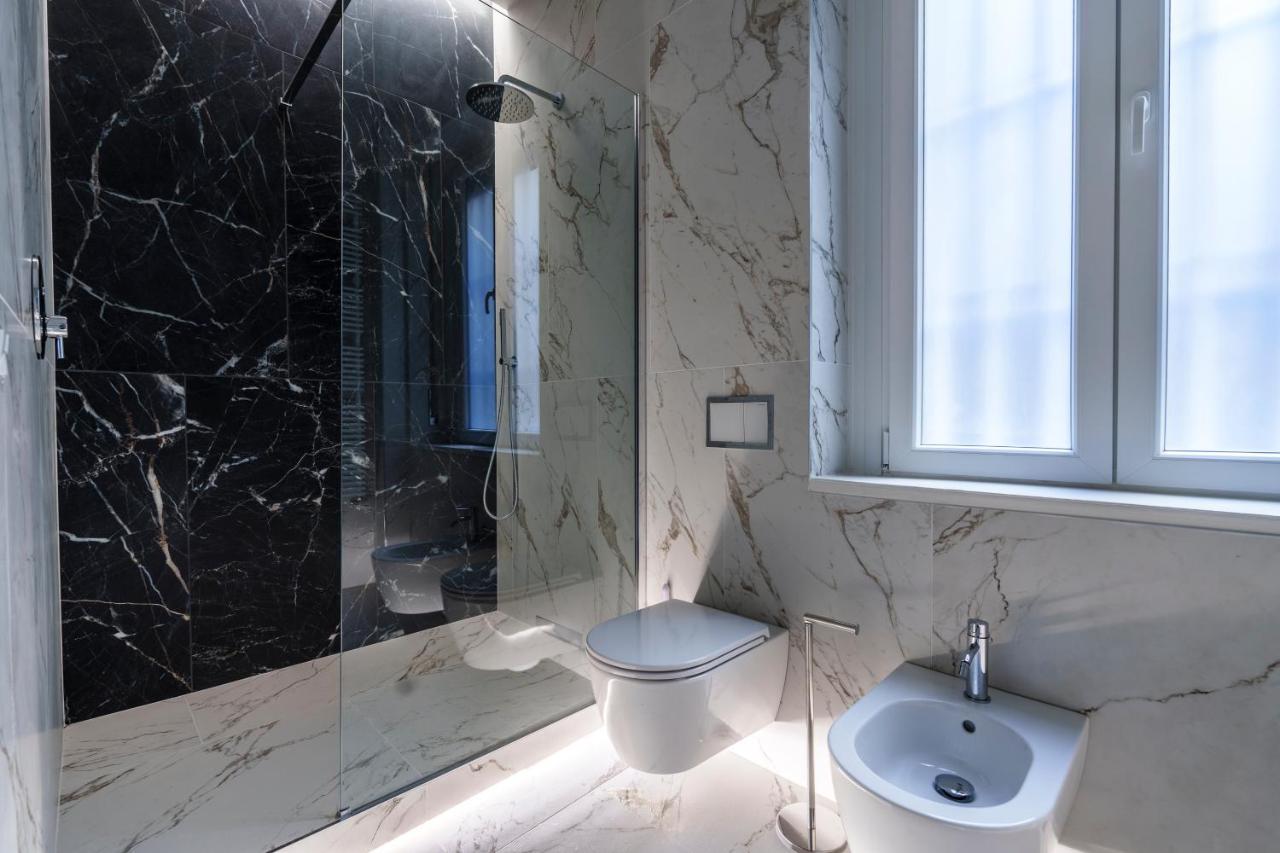 Ferienwohnung Porta Venezia-Trilocale-Luxury Con Wifi-Neflix Mailand Exterior foto