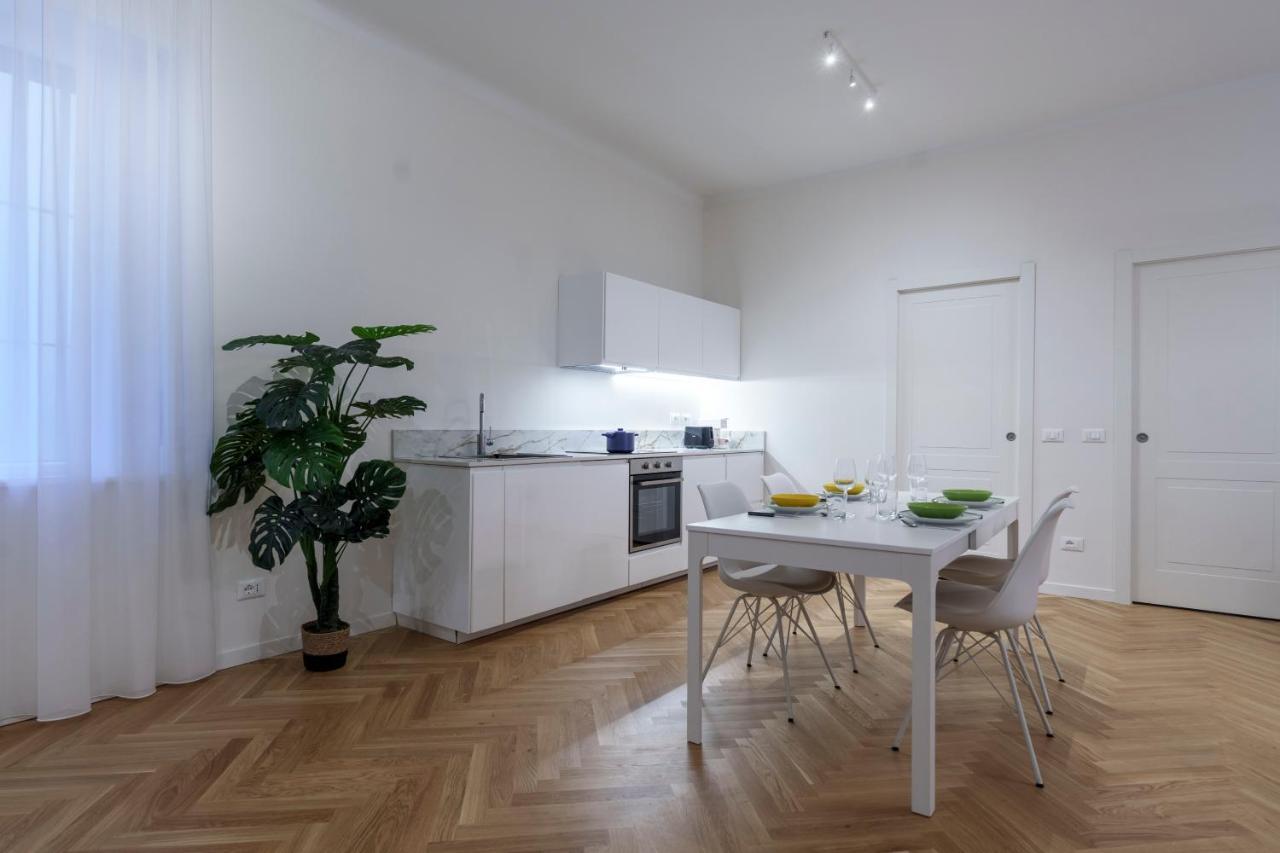 Ferienwohnung Porta Venezia-Trilocale-Luxury Con Wifi-Neflix Mailand Exterior foto